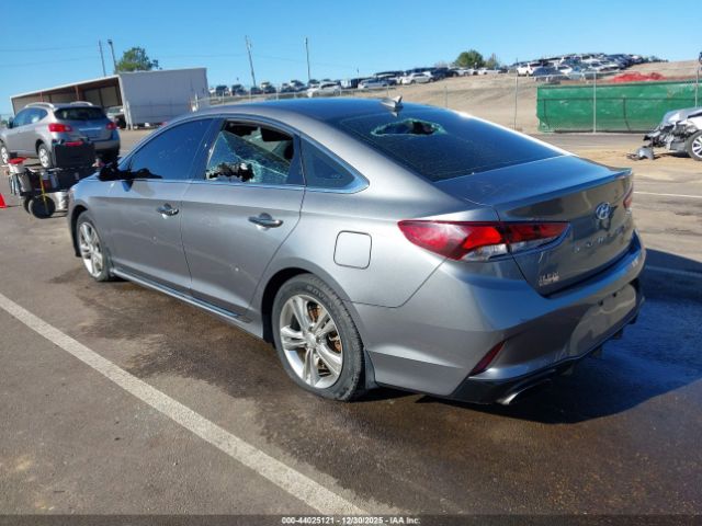2019 HYUNDAI SONATA 5NPE34AF9KH740630 Photo 2