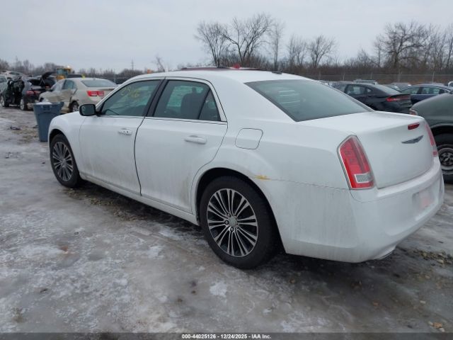 2013 CHRYSLER 300 2C3CCAGGXDH533380 Photo 2