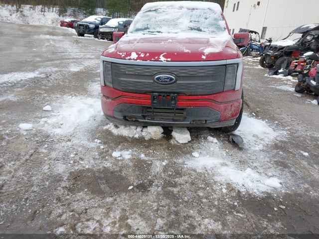 1FT6W1EV6NWG09715 Ford F-150 Lightning Lariat