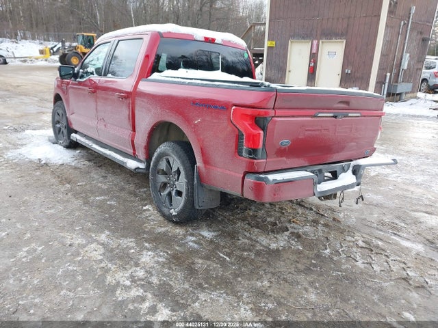 2022 FORD F-150 LIGHTNING 1FT6W1EV6NWG09715 Photo 2