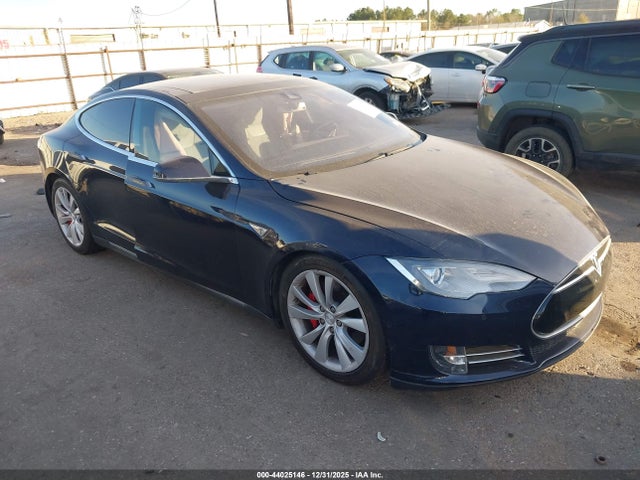 2015 TESLA MODEL S 5YJSA1H29FFP75974 Photo 0