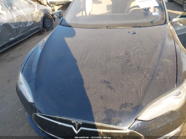 2015 TESLA MODEL S 5YJSA1H29FFP75974 Photo 9