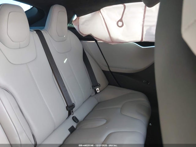 2015 TESLA MODEL S 5YJSA1H29FFP75974 Photo 7
