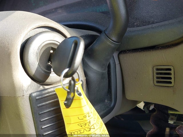 2005 CADILLAC DEVILLE 1G6KD54Y25U125207 Photo 10