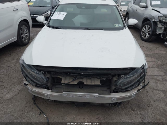 1HGCV1F93JA006916 Honda Accord Touring
