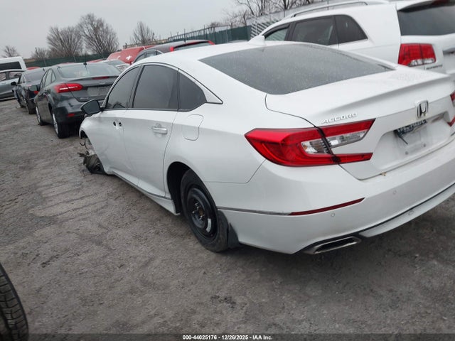 1HGCV1F93JA006916 Honda Accord Touring