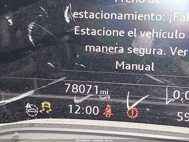 Продажа на аукционе авто 2017 Audi A4 2.0t Premium, vin: WAULNAF43HN019653, номер лота: 44025187
