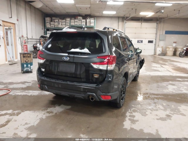 2024 SUBARU FORESTER JF2SKAJC3RH481752 Photo 3