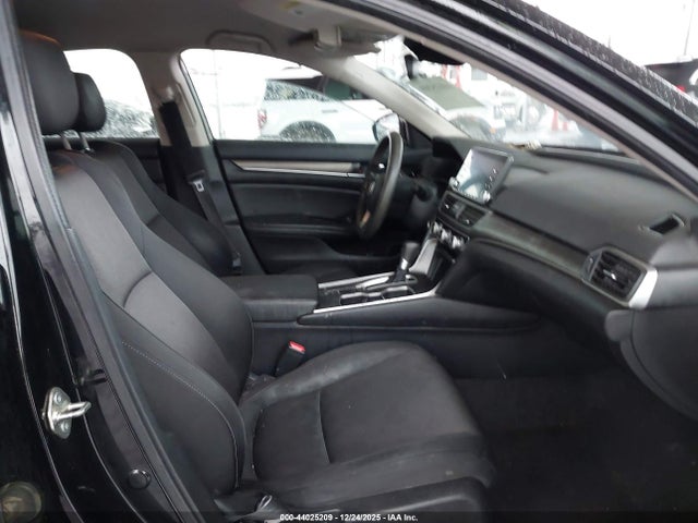 1HGCV1F18KA145242 Honda ACCORD LX