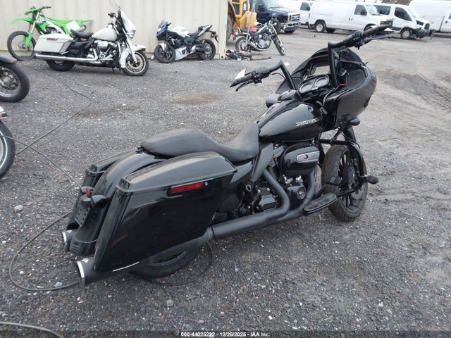 2018 HARLEY-DAVIDSON FLTRXS 1HD1KTC13JB672952 Photo 3