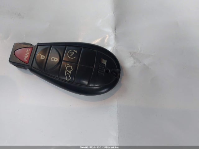 44025230 :رقم المزاد ، 1J4RR4GG3BC681046 vin ، 2011 Jeep Grand Cherokee Laredo مزاد بيع