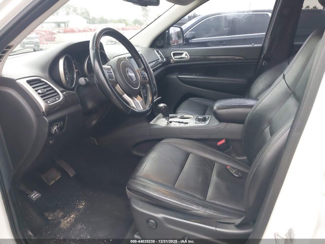 44025230 :رقم المزاد ، 1J4RR4GG3BC681046 vin ، 2011 Jeep Grand Cherokee Laredo مزاد بيع