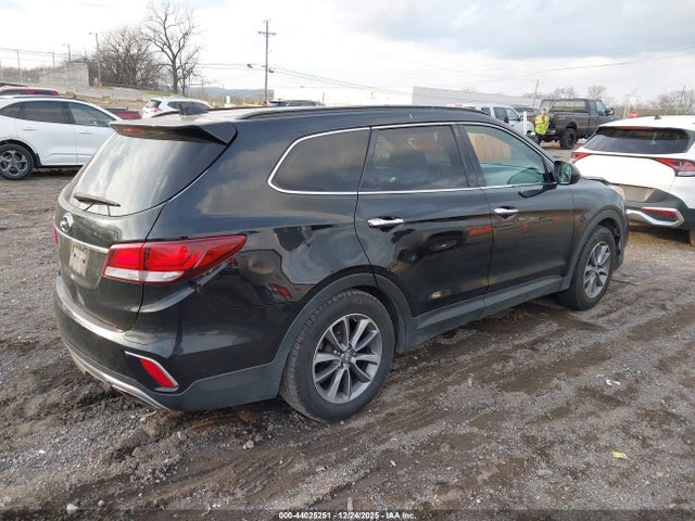 KM8SM4HFXHU224745 Hyundai Santa Fe Se