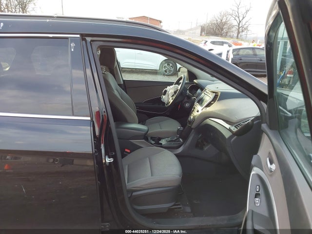 KM8SM4HFXHU224745 Hyundai Santa Fe Se