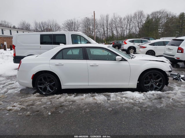 Chrysler 300 300s 2021 2C3CCABG9MH520434 Image 14