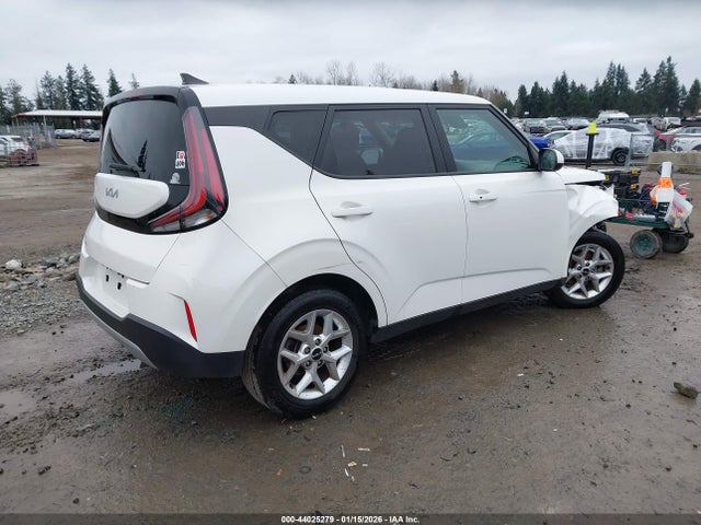 KNDJ23AU5P7873858 KIA SOUL S