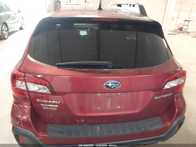 Продаж на аукціоні авто 2018 Subaru Outback 2.5i Premium, vin: 4S4BSAHC2J3327471, номер лоту: 44025290