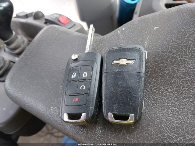 2GNFLFEK8G6227993 Chevrolet EQUINOX LT