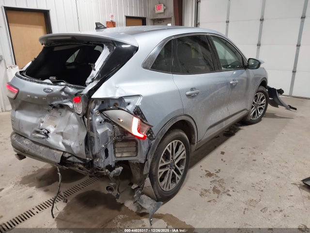 2022 FORD ESCAPE 1FMCU9CZ4NUB29385 Photo 3