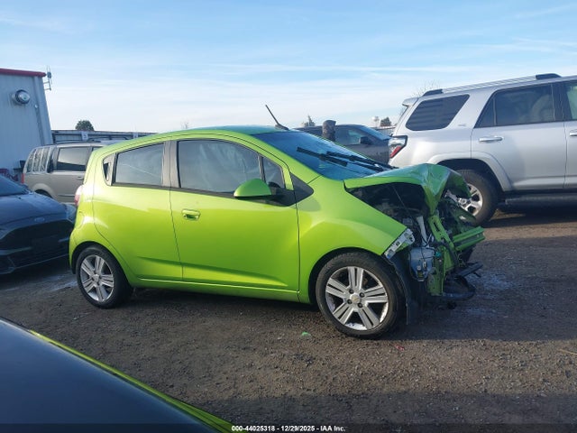 Chevrolet Spark 1lt Auto 2014 KL8CD6S92EC583735 Image 13
