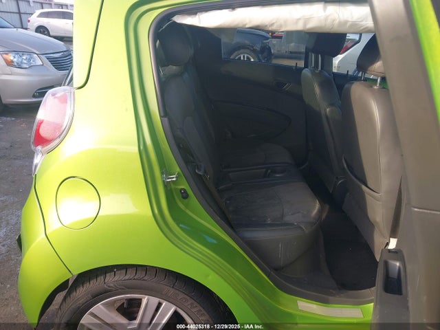 Chevrolet Spark 1lt Auto 2014 KL8CD6S92EC583735 Image 8