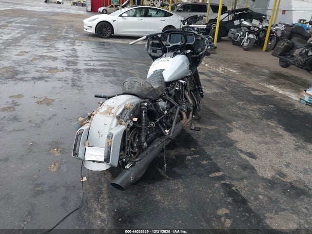 2024 HARLEY-DAVIDSON FLTRX 1HD1KH721RB630825 Photo 3