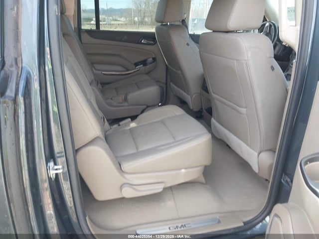 44025354 :رقم المزاد ، 1GKS2GKC2KR376933 vin ، 2019 Gmc Yukon Xl Slt مزاد بيع
