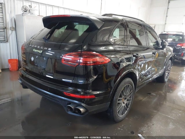 44025379 :رقم المزاد ، WP1AE2A21HLA73078 vin ، 2017 Porsche Cayenne E-hybrid S Platinum Edition مزاد بيع