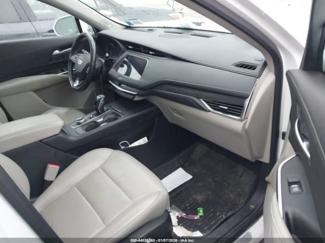 2019 CADILLAC XT4 1GYFZDR47KF213003 Photo 4