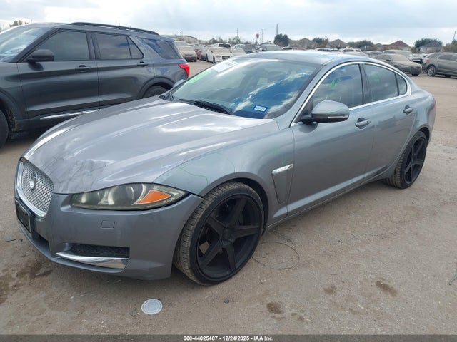2013 JAGUAR XF SAJWA0ES8DPS97132 Photo 1