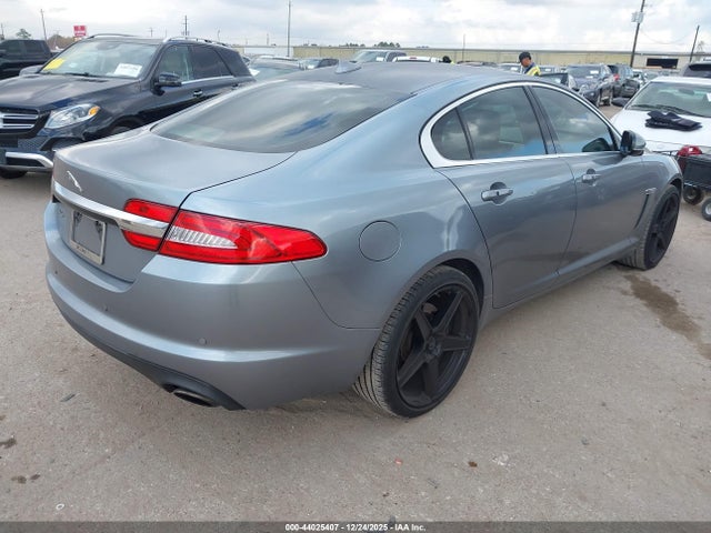 2013 JAGUAR XF SAJWA0ES8DPS97132 Photo 3