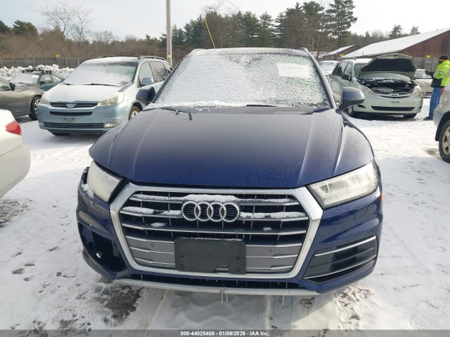WA1BNAFY2K2055449 Audi Q5 45 Premium