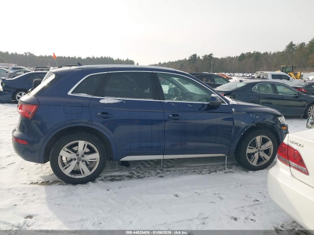 WA1BNAFY2K2055449 Audi Q5 45 Premium