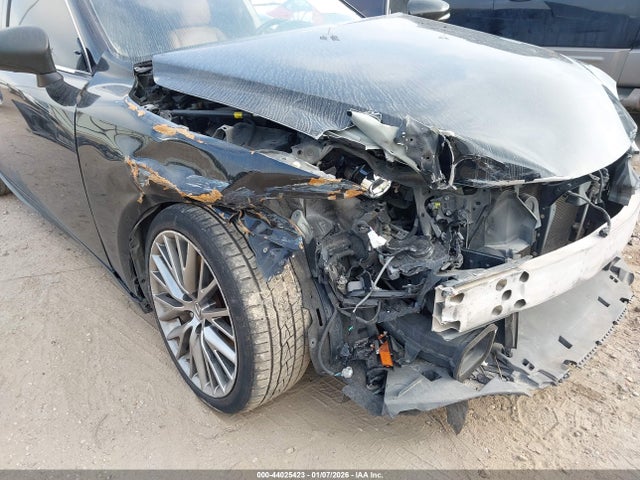 2017 LEXUS IS 200T JTHBA1D2XH5044009 Photo 5