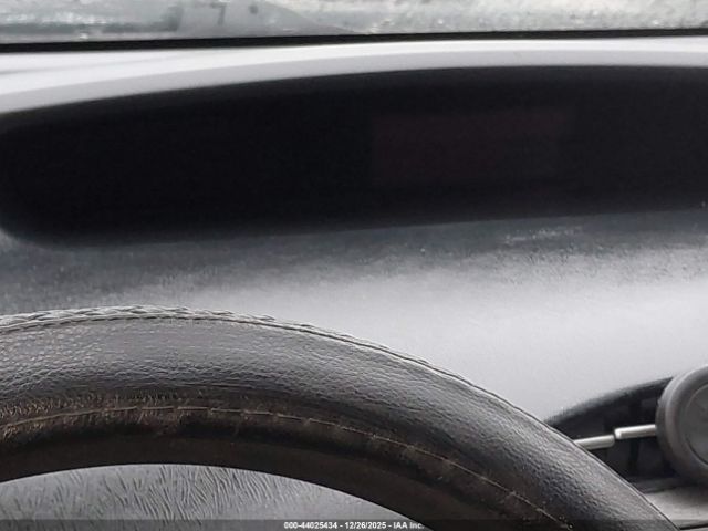 2014 TOYOTA PRIUS JTDKN3DU4E1745201 Photo 6