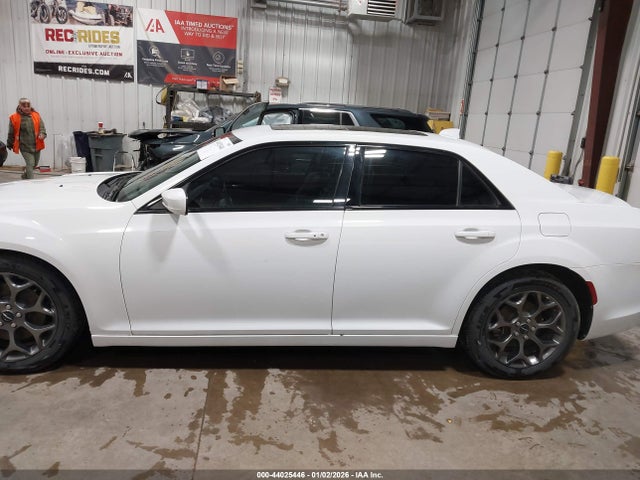 2C3CCAGGXGH191501 Chrysler 300 300s