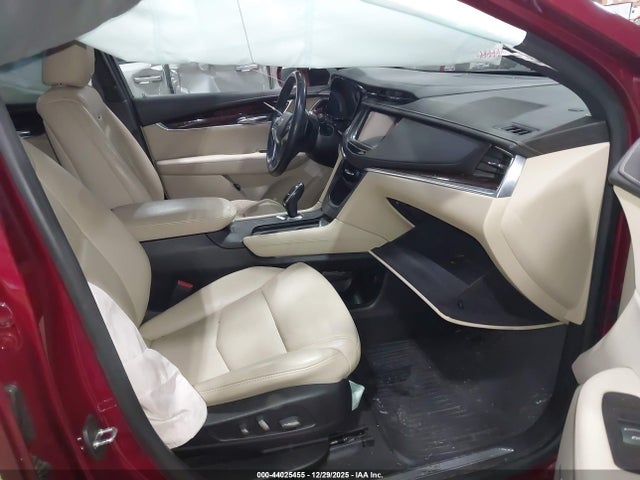 2018 CADILLAC XT5 1GYKNCRS6JZ137600 Photo 4