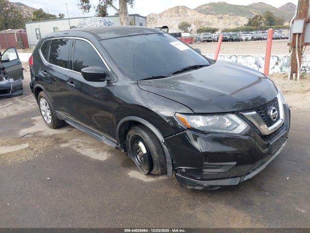 Nissan ROGUE S 2017 KNMAT2MTXHP525131 main image
