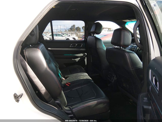 1FM5K8GT7GGB73073 Ford EXPLORER SPORT