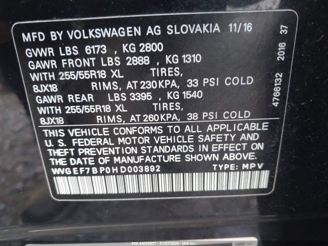 44025507 :رقم المزاد ، WVGEF7BP0HD003892 vin ، 2017 Volkswagen Touareg V6 Sport مزاد بيع
