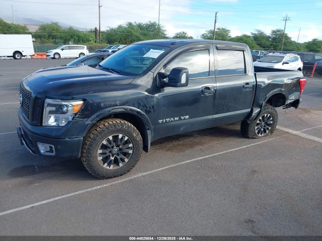 Nissan Titan Pro-4x 2018 1N6AA1E54JN531442 Image 2