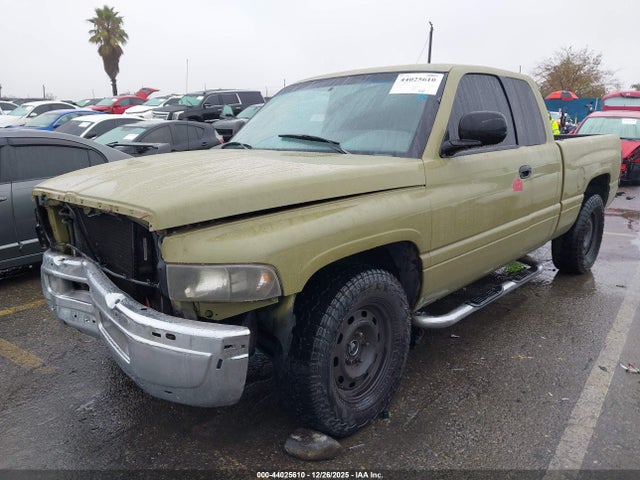 2000 DODGE RAM 1500 3B7HC13Z3YG135149 Photo 1