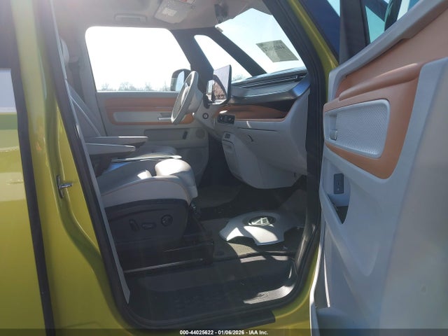 44025622 :رقم المزاد ، WVG6YVEB0SH017410 vin ، 2025 Volkswagen Id. Buzz 1st Edition With 4motion مزاد بيع