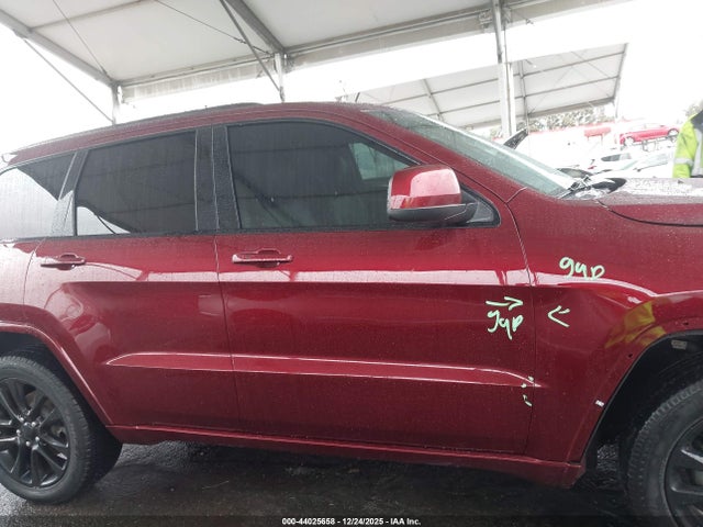 1C4RJEAG9JC228043 Jeep Grand Cherokee Altitude 4x2
