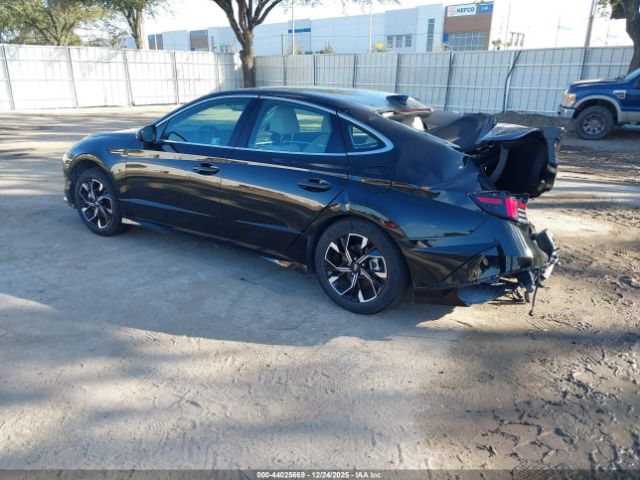 2025 HYUNDAI SONATA KMHL64JA6SA450223 Photo 2