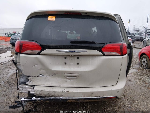 2020 Chrysler Pacifica Touring L Plus მანქანა იყიდება აუქციონზე, vin: 2C4RC1EG8LR109360, აუქციონის ნომერი: 44025707