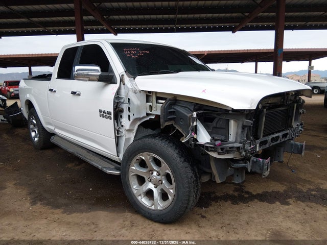 1C6RR6JM1HS556794 RAM 1500 Laramie 4x2 6&#039;4 Box