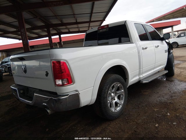 1C6RR6JM1HS556794 RAM 1500 Laramie 4x2 6&#039;4 Box