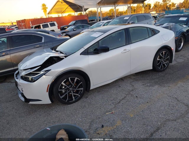 JTDACACU8R3037440 Toyota Prius Prime Xse Premium