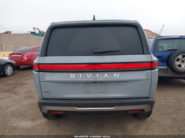 7PDSGBBA0RN039038 Rivian R1s Adventure Dual Motor Large Pack/adventure Dual Motor Perf Large Pack